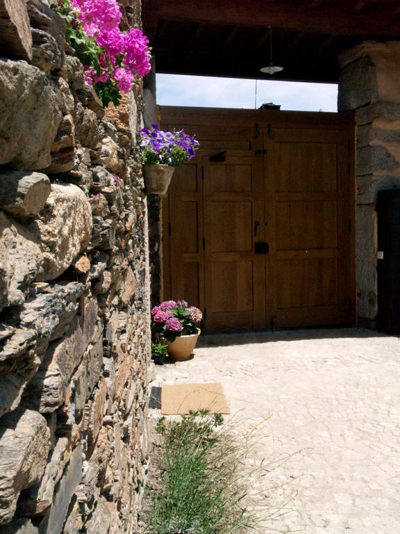 Gasthaus Casa Da Ti Cura Atenor Exterior foto